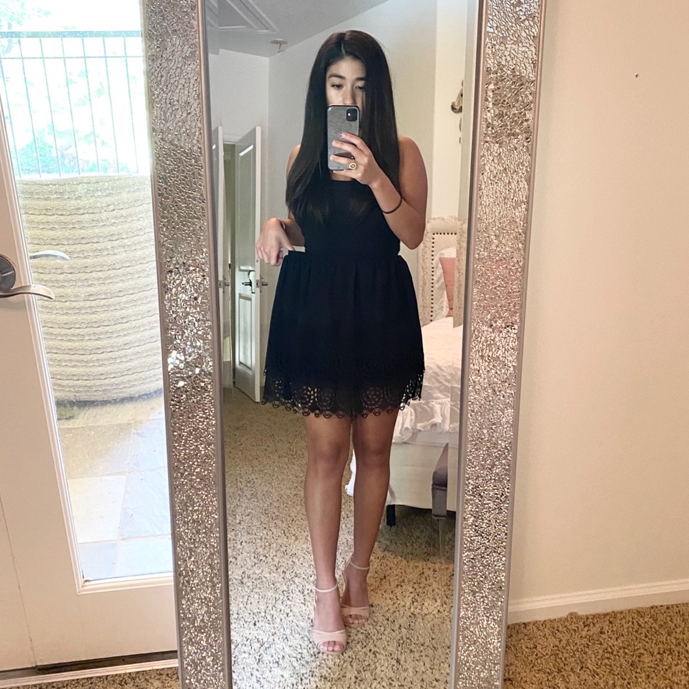 Francesca’s Black Skirt